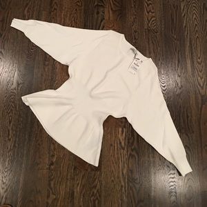 Zara white sweater size medium, new with tags